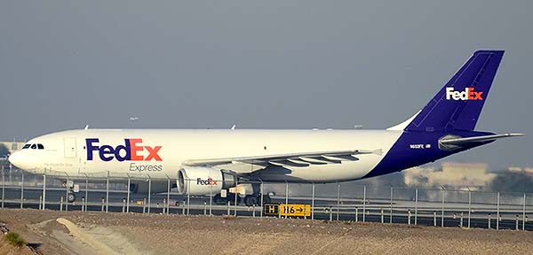 FedEx Express Airbus A300-330F4-605R N652FE, Phoenix Sky Harbor, December 22, 2014